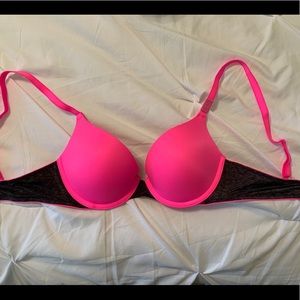BRAND NEW!!! VS PINK Hot Pink Push-Up Bra